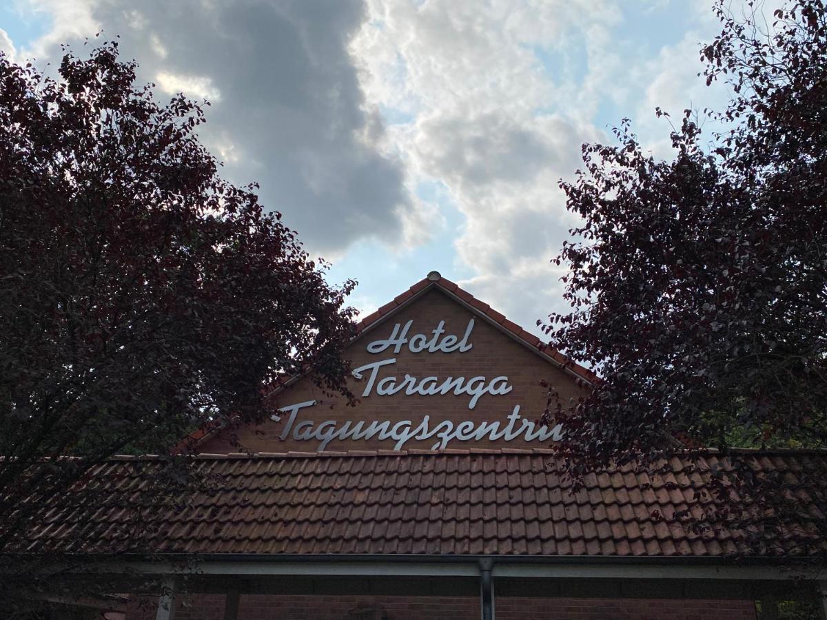 Taranga Tagungszentrum Und Hotel Waffensen Buitenkant foto